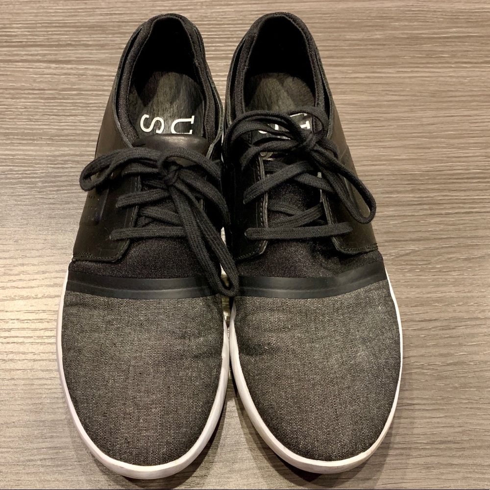 Under Armour Style Sneakers